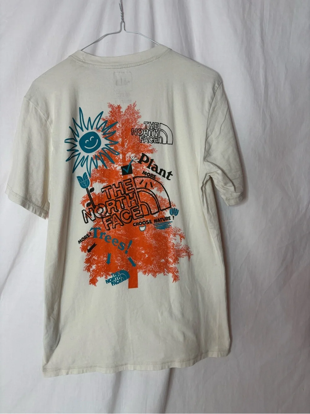 The North Face men’s T-shirt sizeS embroidered